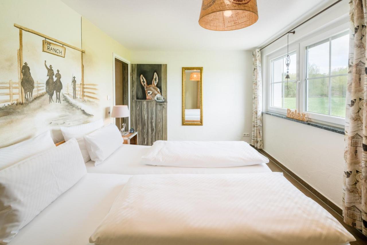 Hotel Hofgut Tiergarten Aulendorf Luaran gambar